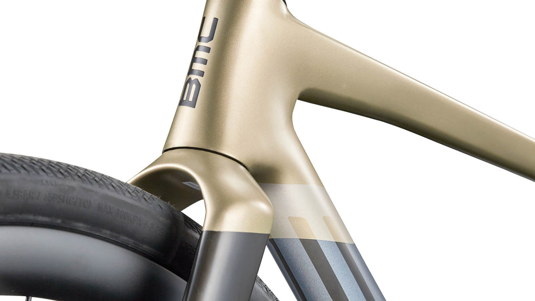 BMC Kaius 01 THREE Moss Gold / Carbon — vista 2